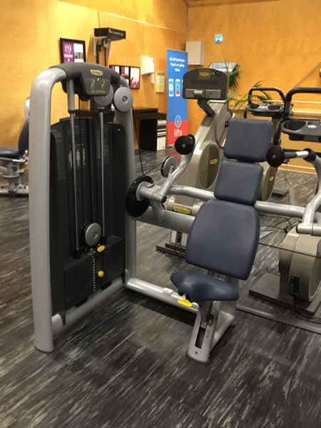 Pec-dec Bröstmuskelmaskin Technogym - Selection-line-Technogym-22-rotated.jpg