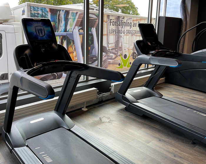 TRM 885 Treadmill - Precor i nyskick - Löpband Precor Puls HJO (2).JPEG