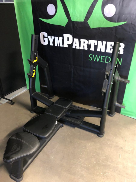 Bänkpressbänk GrandMaster PRO demoex. - Bänkpressbänk-Demoex.-Master-Sport-Black-edition-3-e1550940494506.jpg