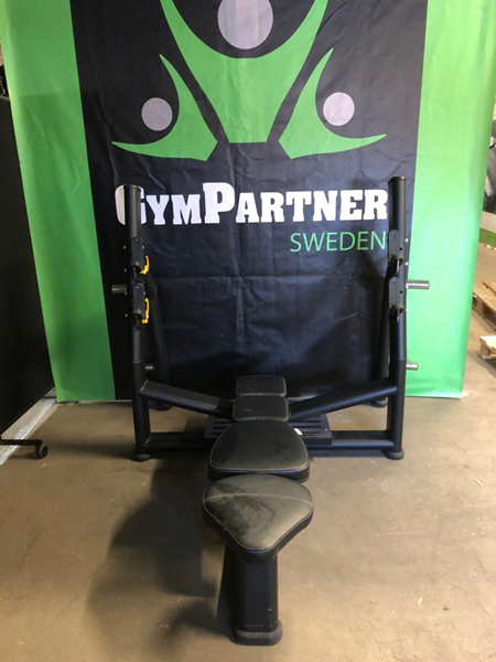 Bänkpressbänk GrandMaster PRO demoex. - Bänkpressbänk-Demoex.-Mater-Sport-Black-edition-e1550940597940.jpg