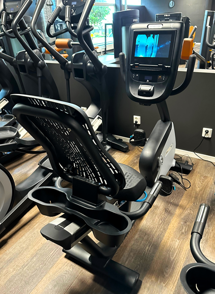 Motionscykel Precor UBK865-Uppgraderad med P62-konsol. - PRECOR RBK 865-2024.jpeg