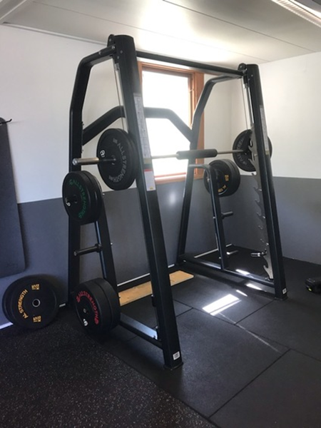 Selected PRO & Selection line Technogym Komplett gym - Smithmaskin-Allstrength-1.jpg