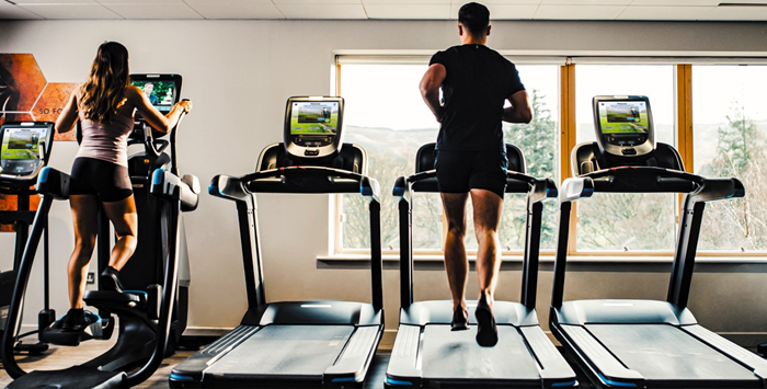 TRM 885 Treadmill - Precor i nyskick - precor-hospitality-hero.jpg