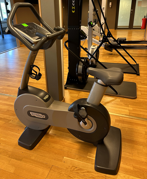 Motionscykel Upright bike EXC700 från Technogym - Motionscykel-Technogym-A1675.jpg