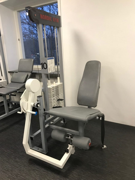 Sittande bensträck Nordic Gym by GymPartner - Nordic-gym-benspark-e1576792293662.jpg